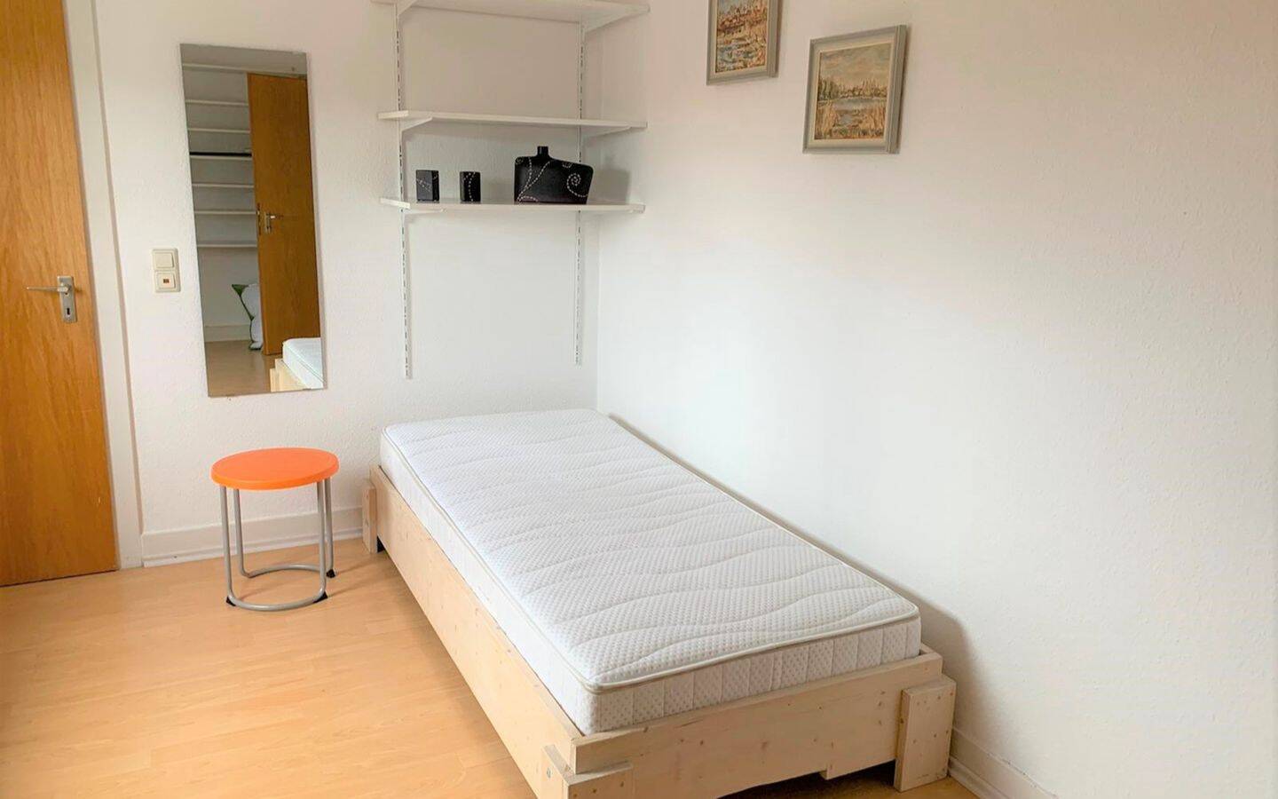 Möblierte Wohnung in Karlsruhe für Wohnen auf Zeit ab 1 Monat – Karlsruhe – Vorschaubild 6