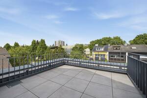 Architektur im Villencharme - Erstbezug mit Dachterrasse und eigenem Garten – 81739 München – Vorschaubild 9