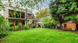 Zwei-Familienhaus mit Zahnarztpraxis am Universitätsklinikum in Essen Holsterhausen – 45147 Essen – Vorschaubild 2