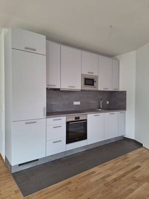 DA-Artilleriestraße,Helle 2-Zimmer-Wohnung im 1.OG mit Lift,inkl. Einbauküche,große Loggia warten auf Sie-im Erstbezug!! – 64285 Darmstadt – Vorschaubild 2