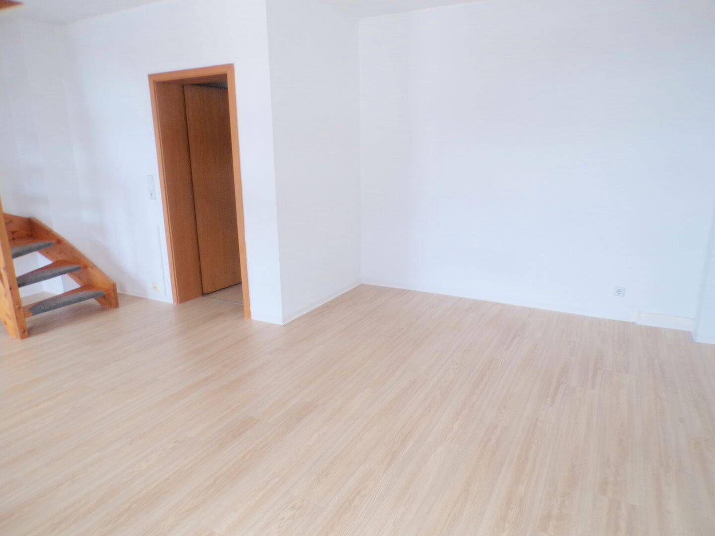 3.5 Zimmer Maisonette Wohnung in Steinpleis zu vermieten!! – Werdau – Vorschaubild 4