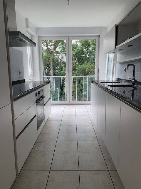 Gepflegte 2-Z.-Komfortwhg. mit Balkon & TG-Stellplatz in Lörick! – Düsseldorf – Vorschaubild 9