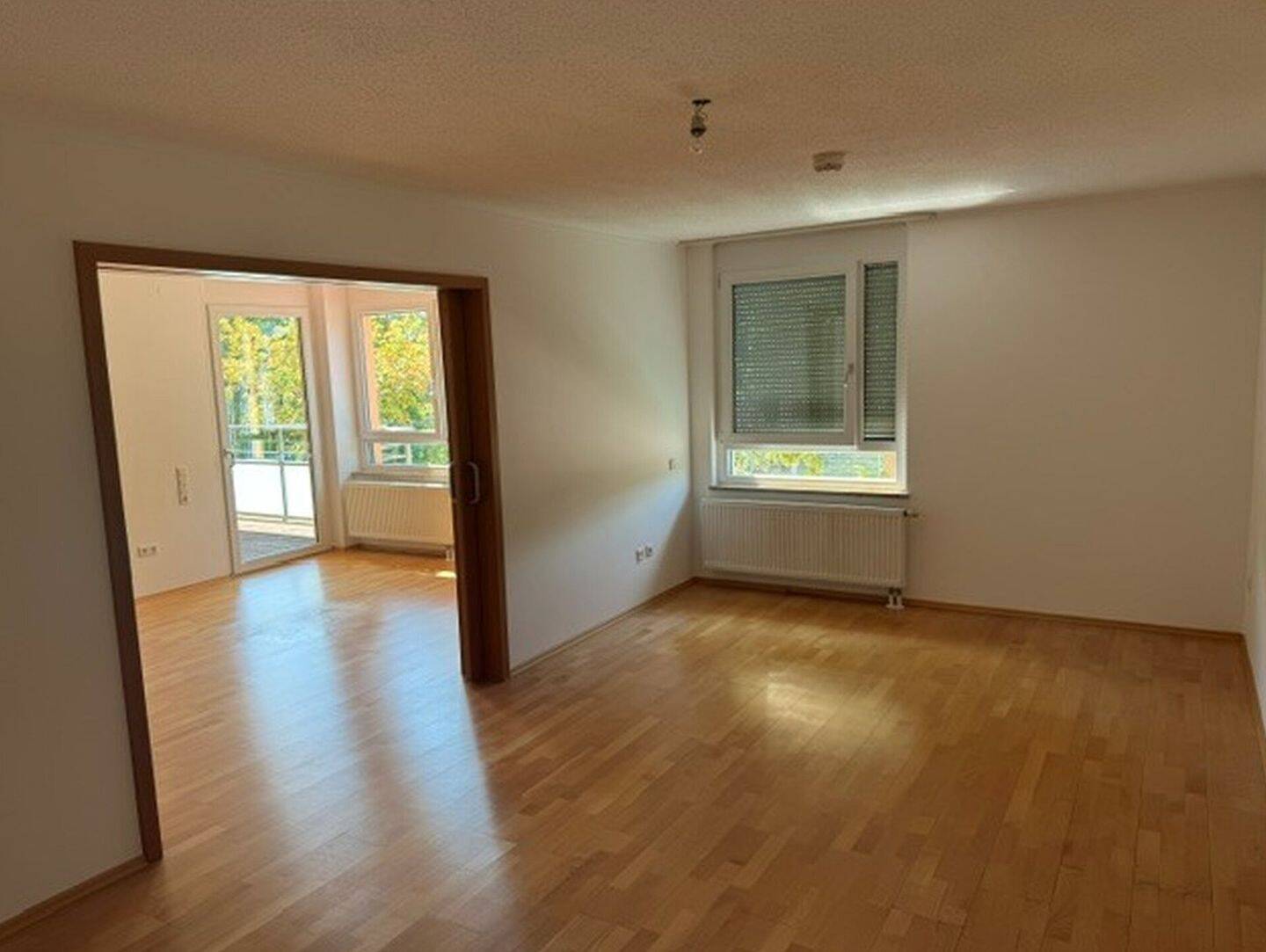 attraktive & seniorengerechte 3-Zimmerwohnung im Königspark (Seniorenresidenz) zu mieten – Regensburg – Vorschaubild 3