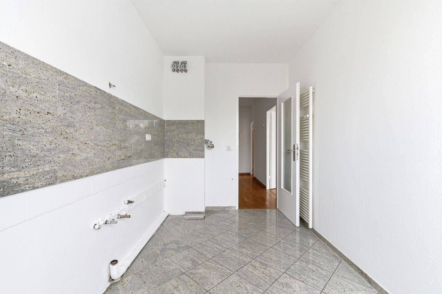 Freie und gut geschnittene 2-Zimmer in Wilmersdorf - ganz nah zum Olivaer Platz – Berlin – Vorschaubild 8
