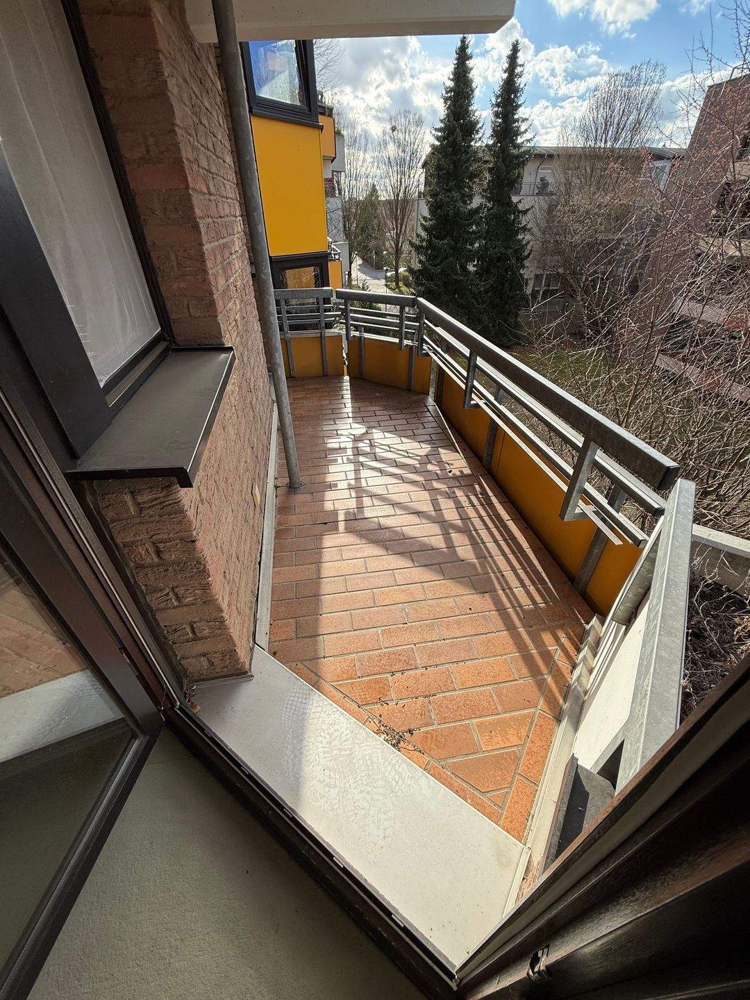 BONN-AUERBERG: Gut geschnittene 2-Zimmer- Wohnung mit Feierabendbalkon in gepflegter Wohnanlage – Bonn – Vorschaubild 5