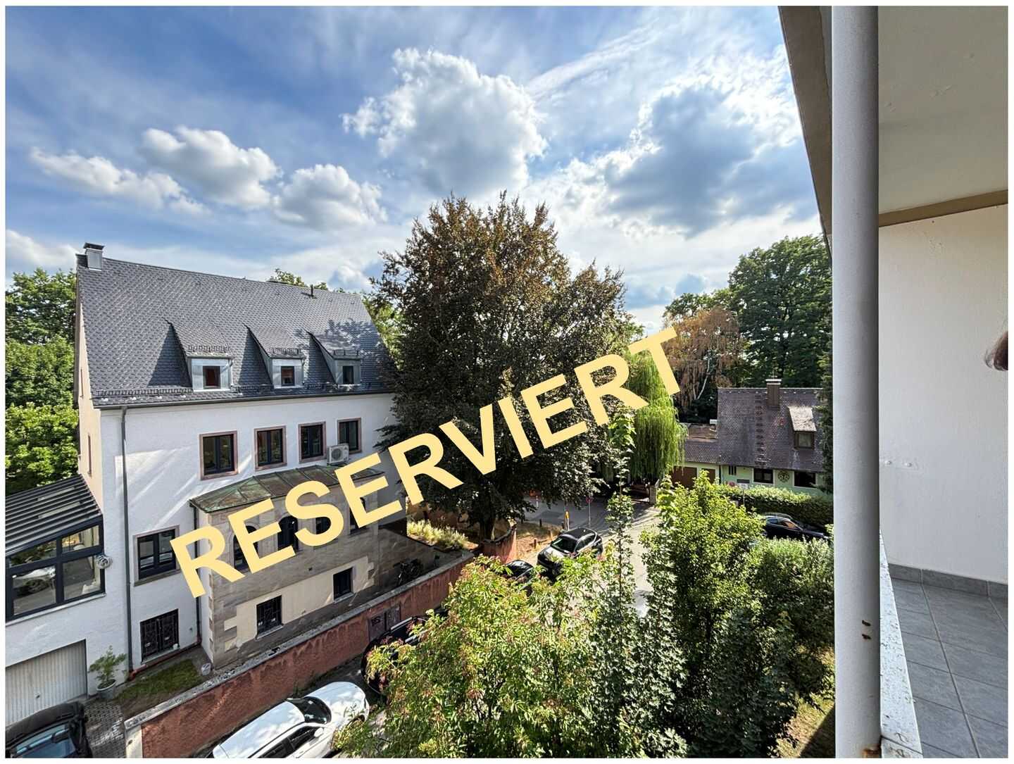 1-Zimmerapartment mit Balkon in Nürnberg. Direkt am Dutzendteich.