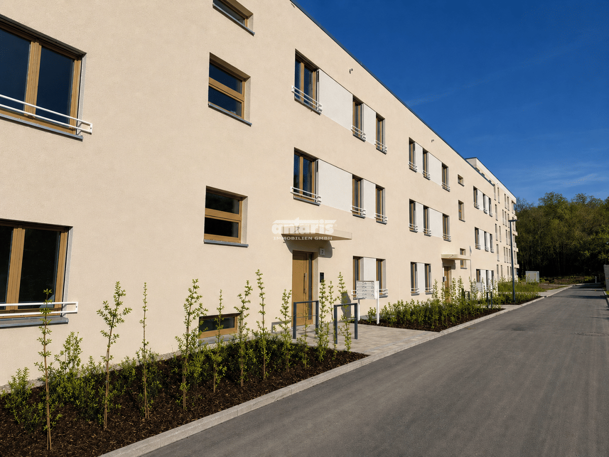 antaris Immobilien GmbH **Großzügige 4-Zimmer-Wohnung in beliebter Lage** – 99096 Erfurt – Bild 1 von 9