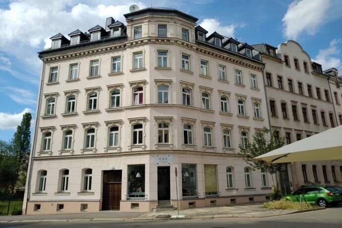 Praktische 3-Raum-Wohnung m. gr. Essküche an Balkon u.Glasfaseranschluss in freundlichem Haus – Chemnitz – Vorschaubild 3