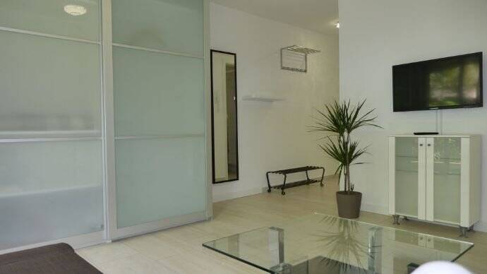 modernes 1-Zimmer-Apartment in Stuttgart-Vaihingen - WOHNEN AUF ZEIT – Stuttgart – Vorschaubild 3