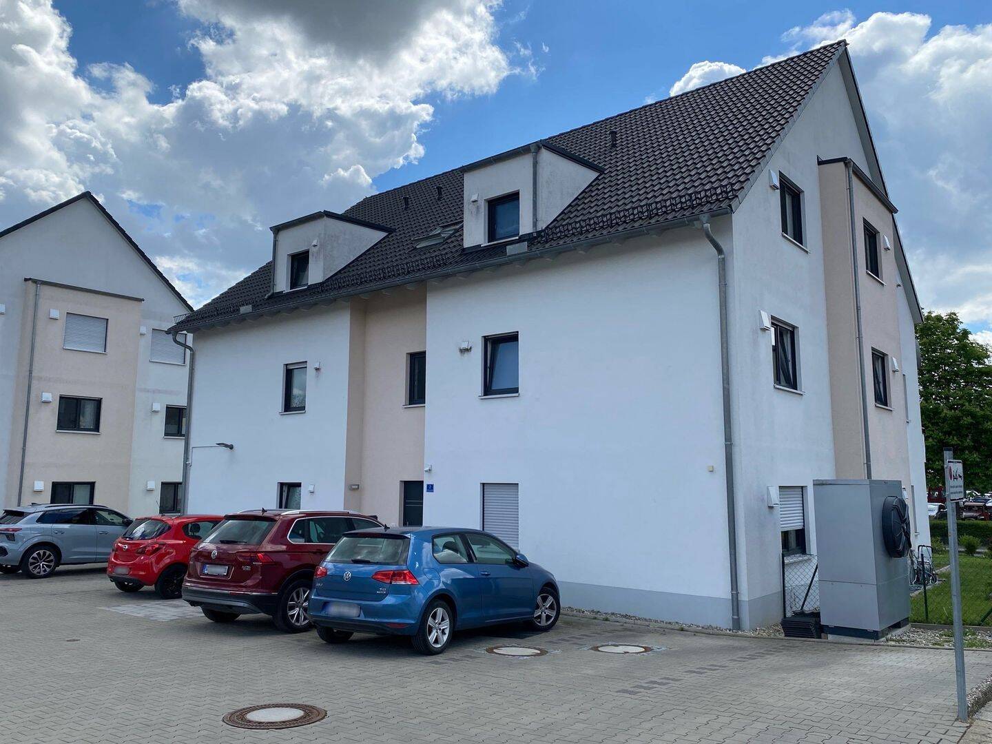Wohlfühlen in guter Lage - mit Stil und Komfort ! – Puschendorf – Vorschaubild 2
