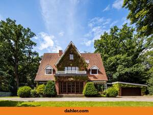 Herrschaftliche Rotklinker-Villa auf einzigartigem Grundstück direkt am Alsterlauf – 22395 Hamburg – Vorschaubild 1