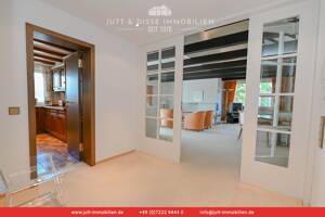 Edles Flair mit traumhafter Aussicht auf Baden-Baden / 4 Zimmer, 2 große Balkone und Kamin – 76530 Baden-Baden – Vorschaubild 5