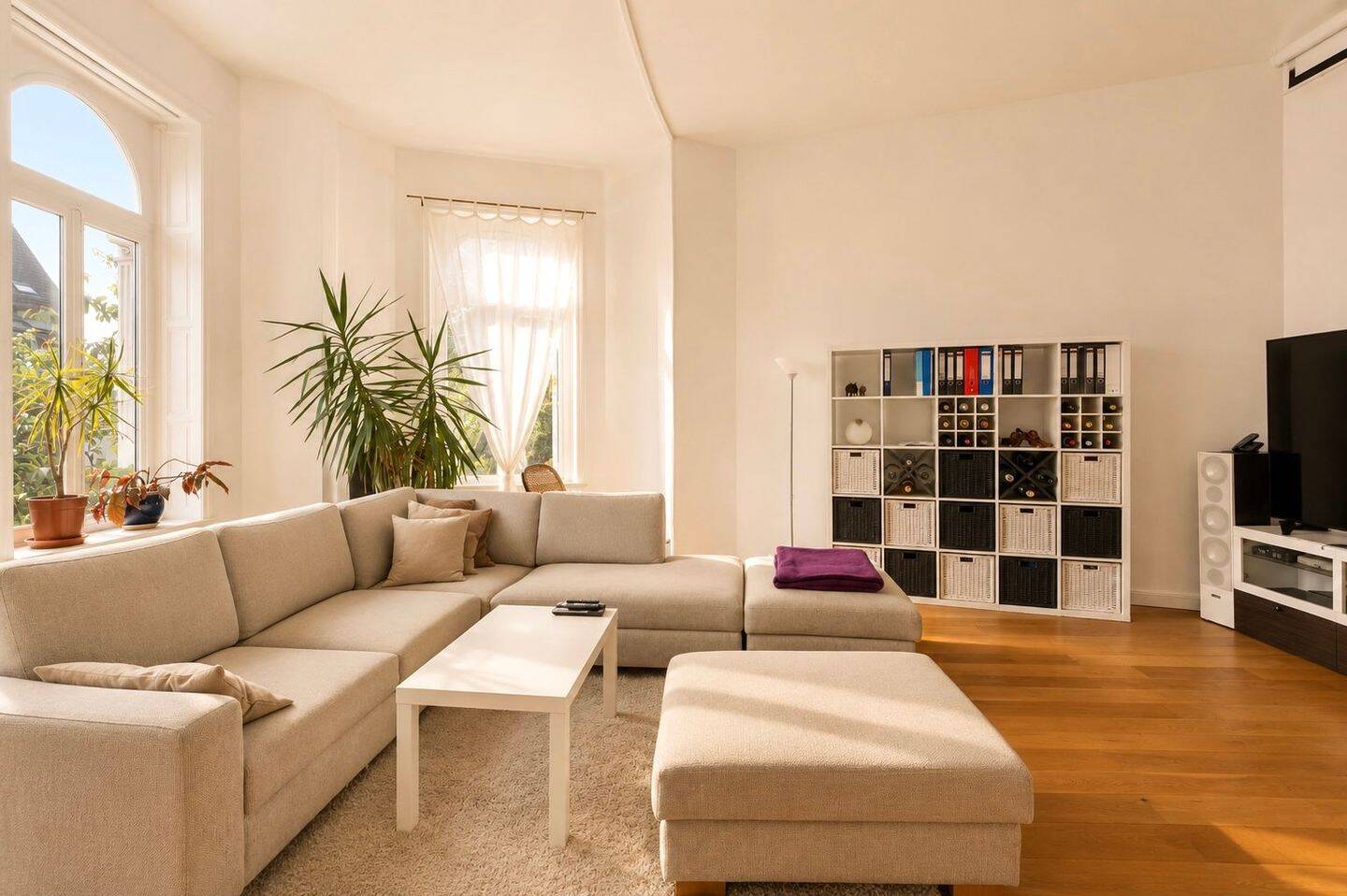 BEL ÉTAGE WOHNUNG IN BEEINDRUCKENDER GRÜNDERZEITVILLA – Bremen – Vorschaubild 7