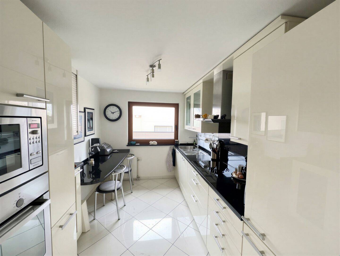 Naturblick inklusive Maisonette - Wohnung mit Kamin, Loggia und eigenem Eingang in Essen-Heidhausen – Essen – Vorschaubild 5