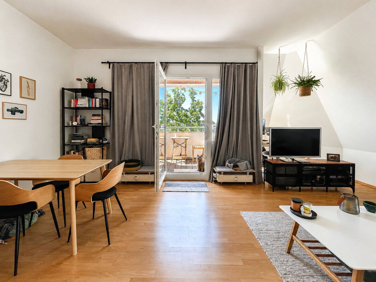 Charmante Dachgeschosswohnung in ruhiger Lage inkl. Stellplatz – Berlin – Vorschaubild 5