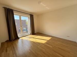 Lichtdurchflutete 3 Zimmer Wohnung mit Dachterrasse in Hamburg Lokstedt - Wentzel Dr. – 22529 Hamburg – Vorschaubild 4