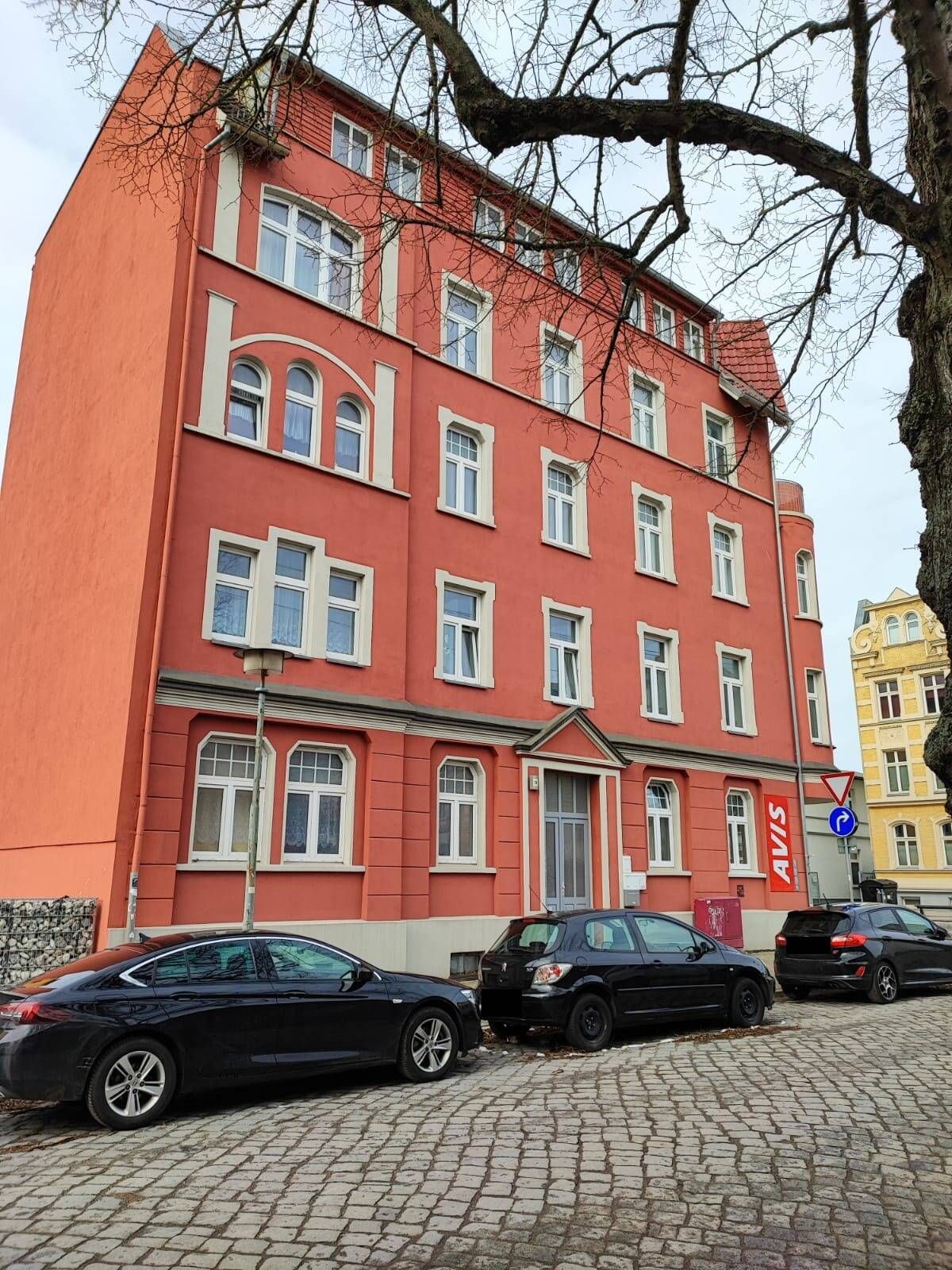 Geräumige 2-Raumwohnung mit 68 m² in zentraler Lage (Tribseer Damm 74 - DG-Wohnung)