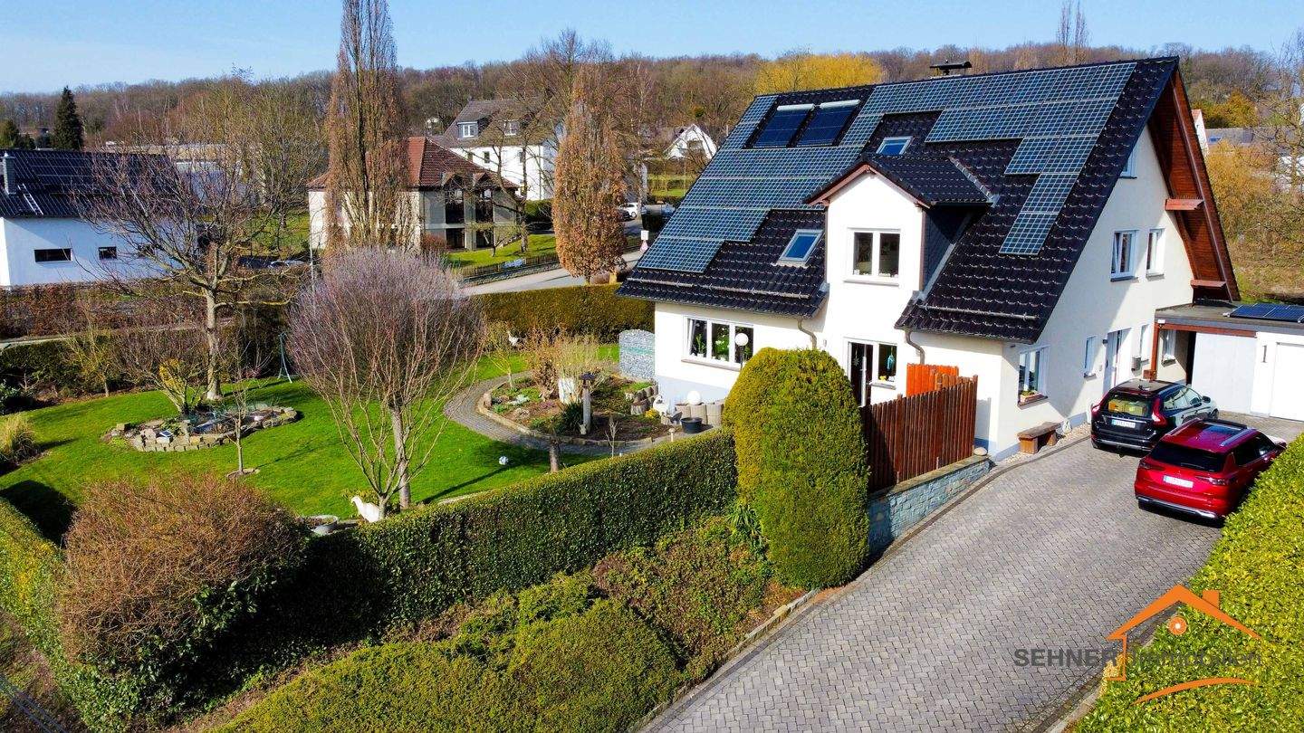 Möhnesee: großzügiges Ein- bis Zweifamilienhaus – Möhnesee – Bild 1 von 9