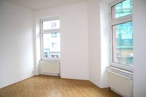 Sachsenhausen Nord, schöner Altbau mit 10 Einheiten, 8 Wohnungen + 2 Läden in guter Lage! – 60594 Frankfurt am Main – Vorschaubild 2