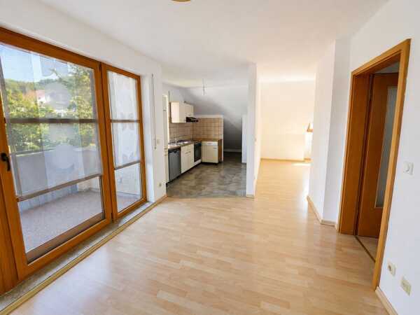 Dachgeschosswohnung in 96450 Coburg / Cortendorf mit 61 m² kaufen