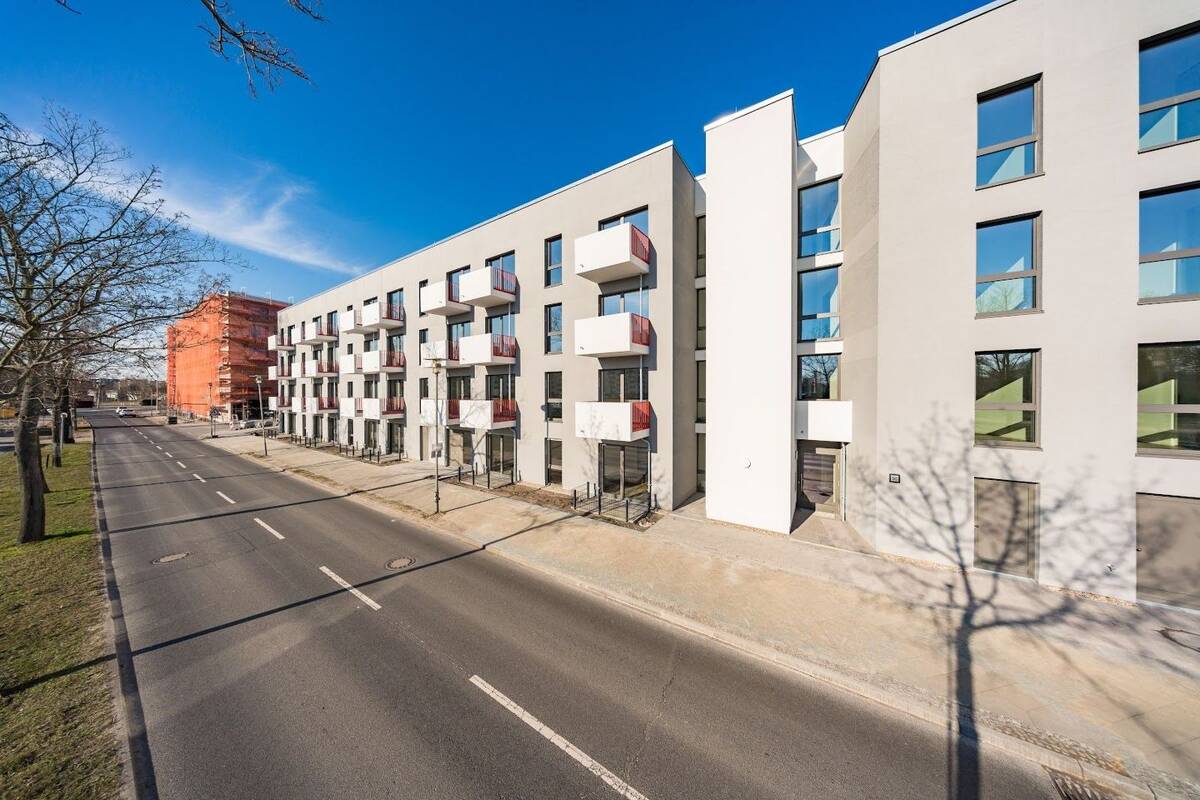 Helle 1-Zimmer-Wohnung mit Balkon - barrierefreie Objektgestaltung - provisionsfrei – 13599 Berlin – Bild 1 von 6