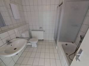 Großzügiges Raumwunder: Lichtdurchflutete 2-Zimmer-Wohnung mit Balkon in Paderborn-Dahl – 33100 Paderborn – Vorschaubild 9