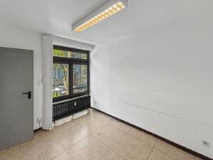 Großzügige 5-Zimmer-Eigentumswohnung mit ca. 108 m² und viel Gestaltungspotenzial in Mönchengladbach – 41236 Mönchengladbach – Vorschaubild 4