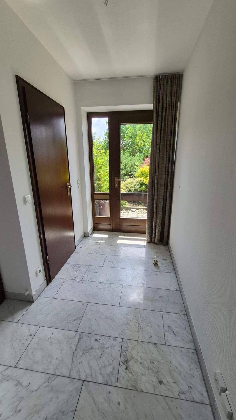 Top gepflegte Liegenschaft in gesuchter Lage von Rheydt ! Garten, Terrasse, Balkon und Garage – Mönchengladbach – Vorschaubild 7