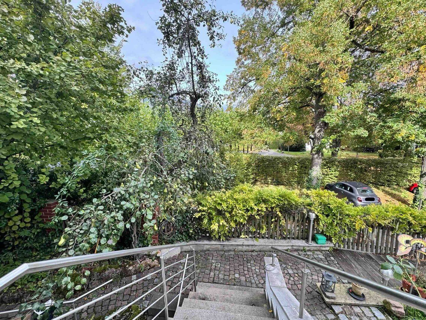 Ruhig und Idyllisch gelegene Erdgeschoss Wohnung in Halbhöhenlage – Stuttgart – Vorschaubild 3