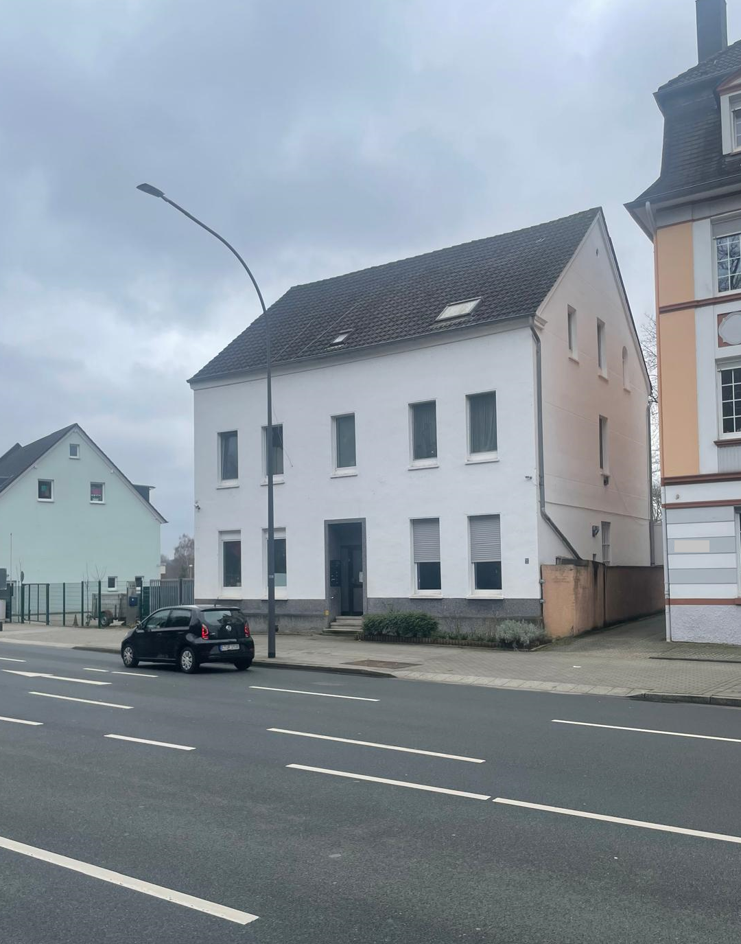 Freist. 9 Fam.Haus an der Ruhr - Nähe Grünanlage Henglerstr.! Selbstnutzung plus Vermietung möglich!