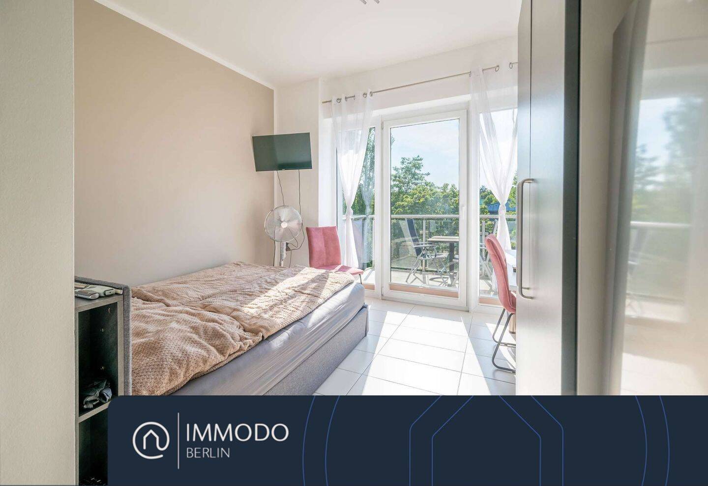 ?? Dachgeschoss mit Freiblick & sonnigen West Balkon - renoviertes 1 Zimmer Studio fußläufig zur FU – Berlin – Vorschaubild 4