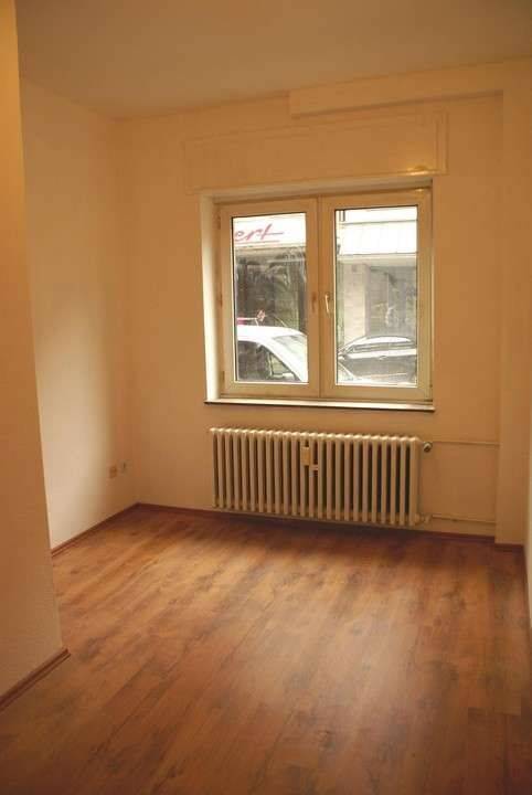 ***Frisch renovierte Erdgeschosswohnung im Herzen von Ruhrort***