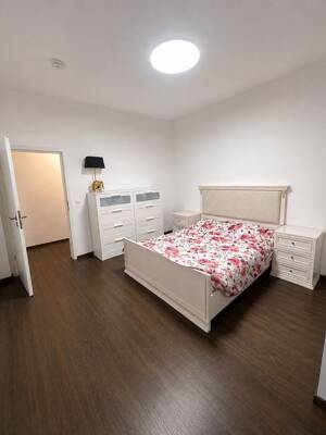 Großzügige 2-Zimmer-Wohnung mit kleiner Terrasse in Pasing – 81249 München – Vorschaubild 8