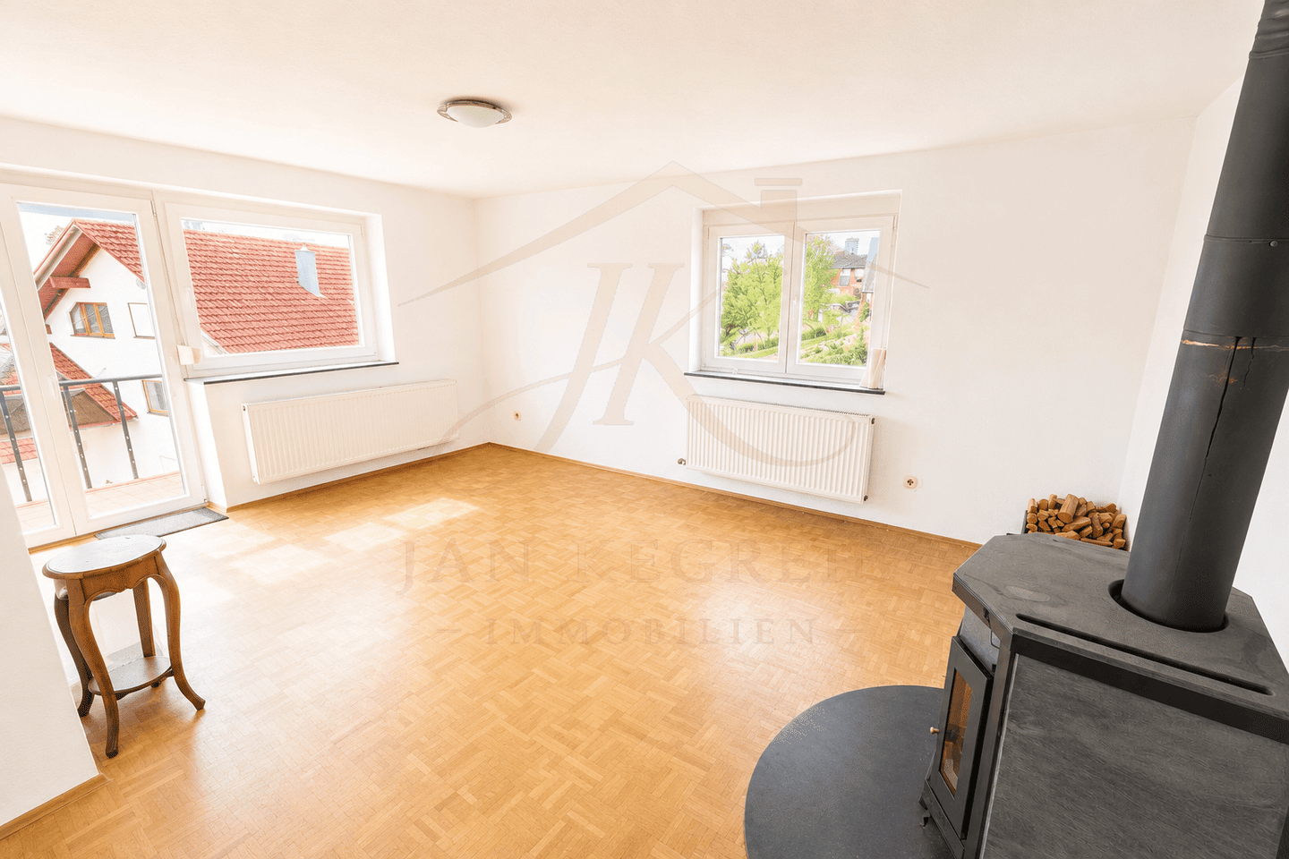 Charmantes Einfamilienhaus mit viel Potenzial für Ihre Wohnträume – Münsingen – Vorschaubild 4