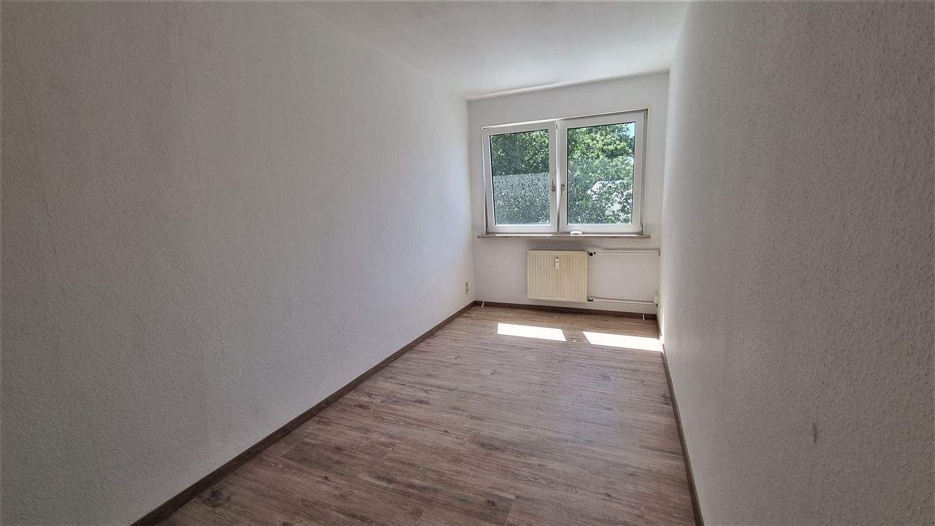 Großzügige 3- Raumwohnung in ruhiger Lage zu vermieten! – Chemnitz – Vorschaubild 6