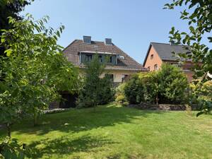 BONN OBERKASSEL freist. Einfam. Haus mit ca. 200 m² Wfl., 841 m² GrSt. Keller, Garage, Baugrundstück – 53227 Bonn – Vorschaubild 8