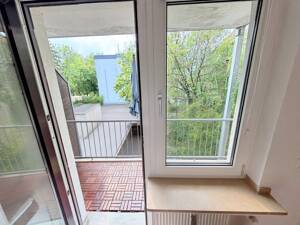 Helles 2-Zimmer-Wohnung mit Balkon – 50678 Köln – Vorschaubild 8