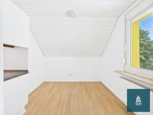 Renovierte 3,5-Zimmer Wohnung mit Außenstellplatz in der Neckarvorstadt – 70376 Stuttgart – Vorschaubild 9