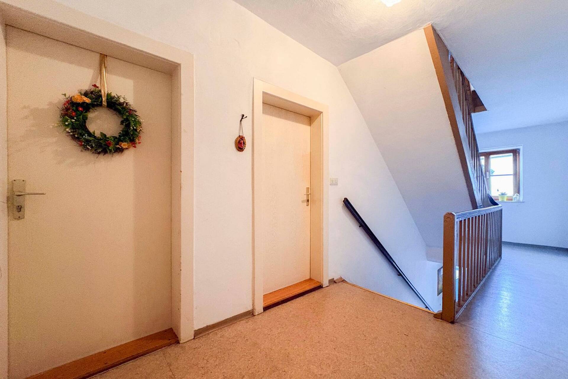Haus in 86316 Friedberg mit 360,09 m² kaufen