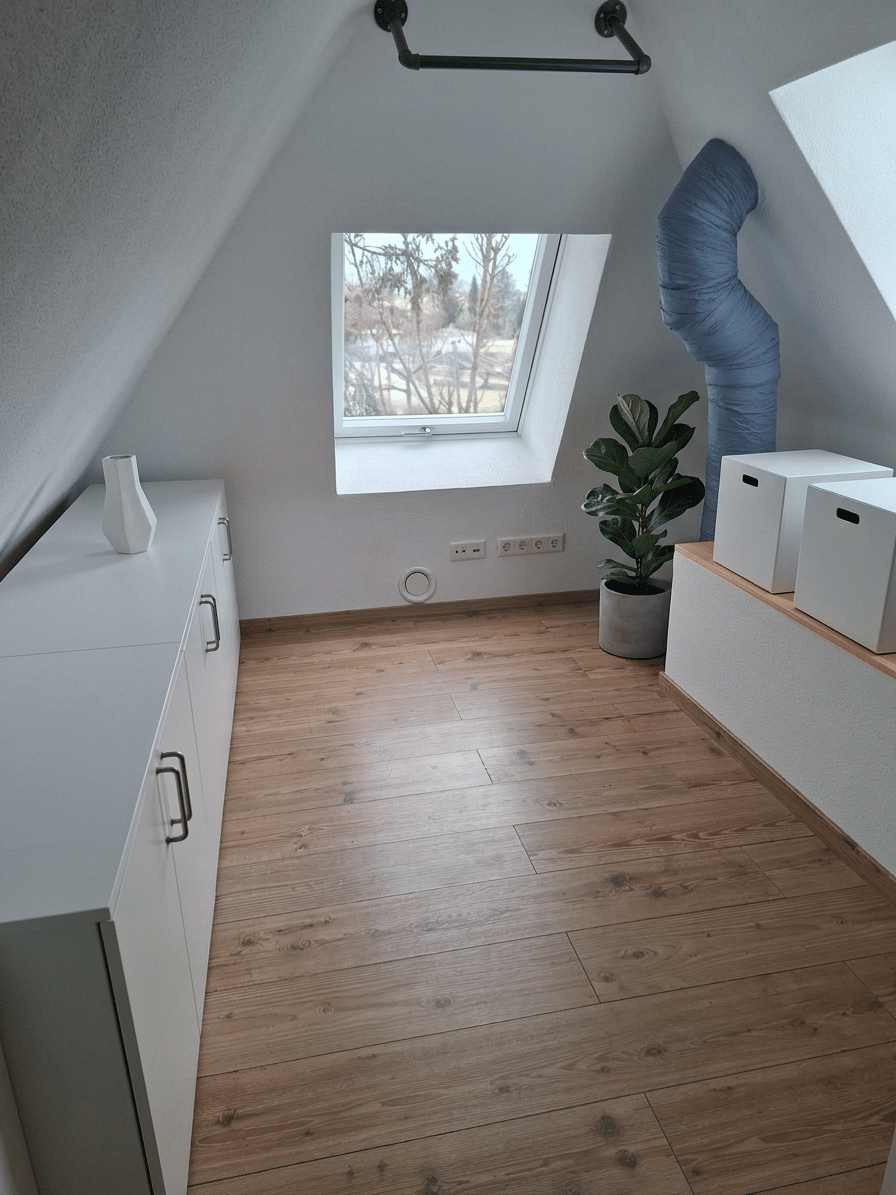 Exklusive vollmöbilierte Wohnung in sanierter Jugendstilvilla – München Lochhausen – München – Vorschaubild 6