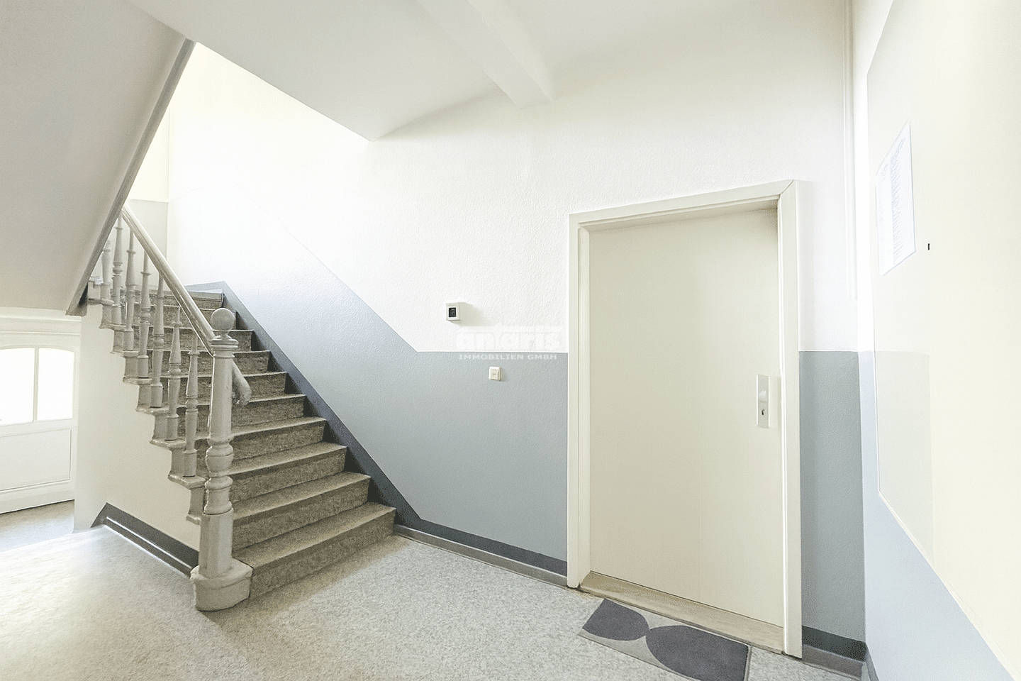 antaris Immobilien GmbH ** Solides Wohn- & Geschäftshaus mit 10 Einheiten und Potenzial ** – Erfurt – Vorschaubild 3