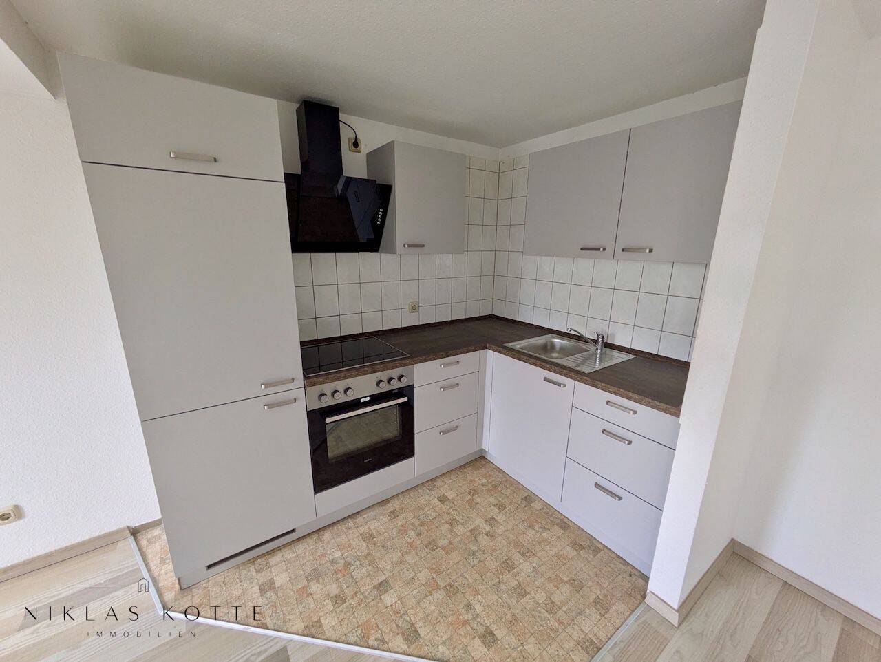 ++ 42 m² zum Wohlfühlen: helle 1-Raum-Wohnung mit Einbauküche, im Zentrum ++ – Chemnitz – Vorschaubild 5