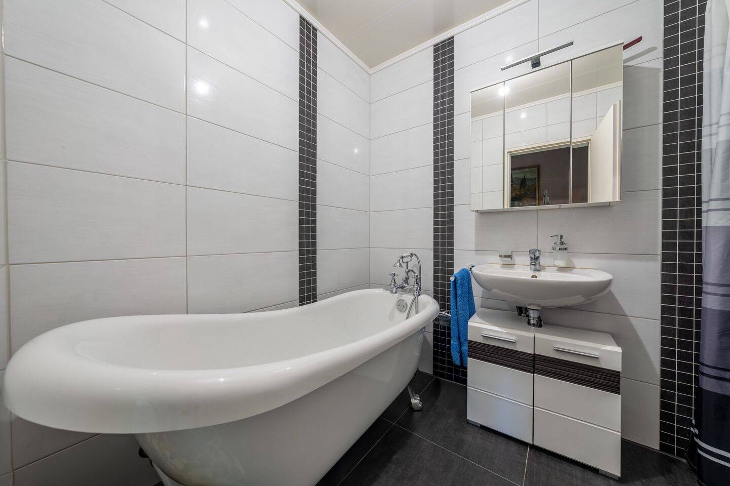 Kernsaniert. Barrierefrei. 3 Zimmer. Ihr neues Zuhause in Dortmund-Gartenstadt-Nord – Dortmund – Vorschaubild 6