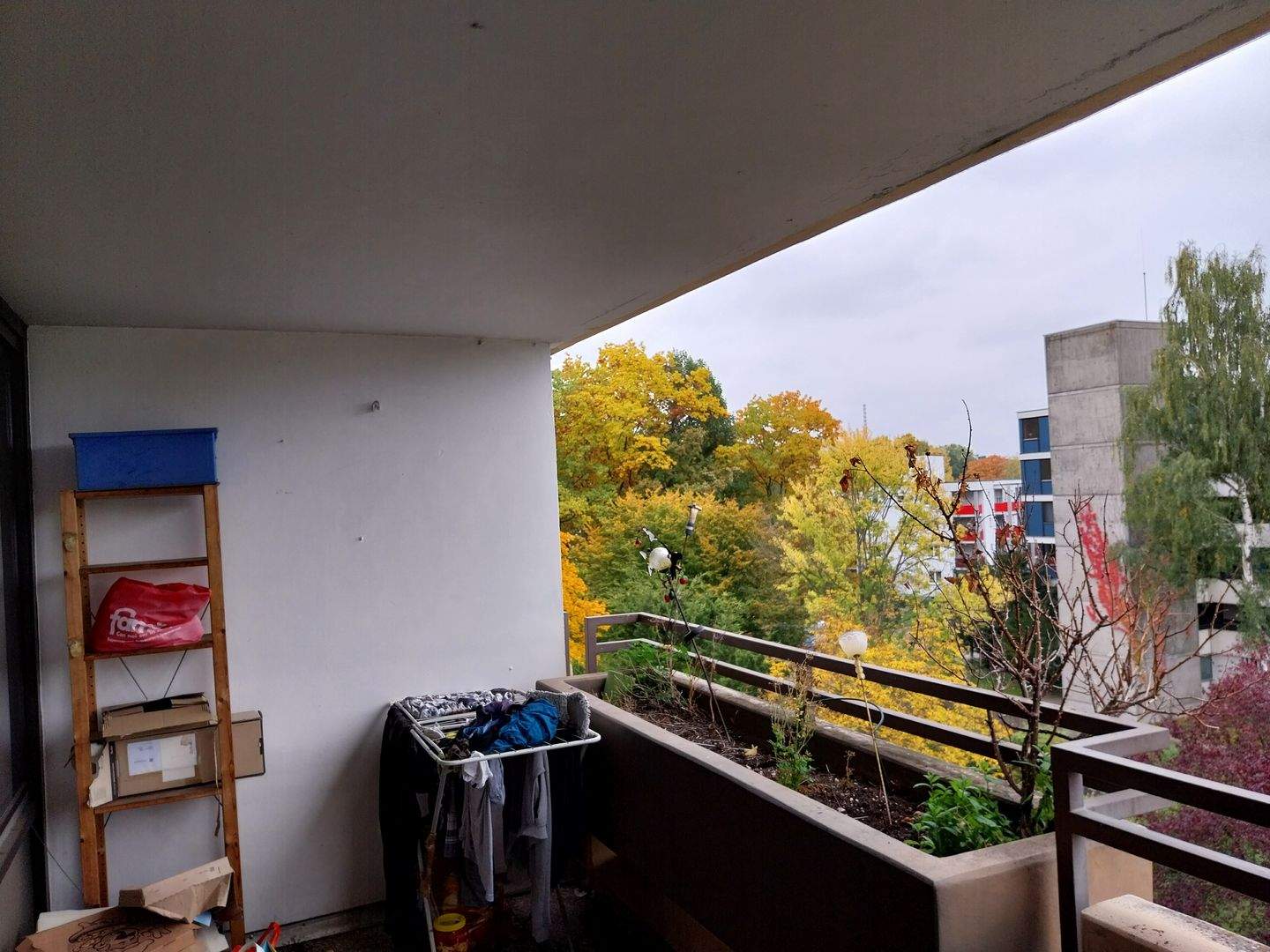 Freundliche, möblierte 2 Zimmer Wohnung mit Loggia in grüner Umgebung – Nürnberg – Vorschaubild 9