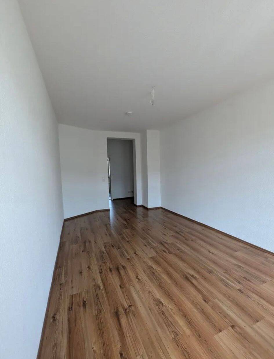 Wunderschöne 2-Raum-Wohnung mit Balkon und modernem Bad – Leipzig – Vorschaubild 4