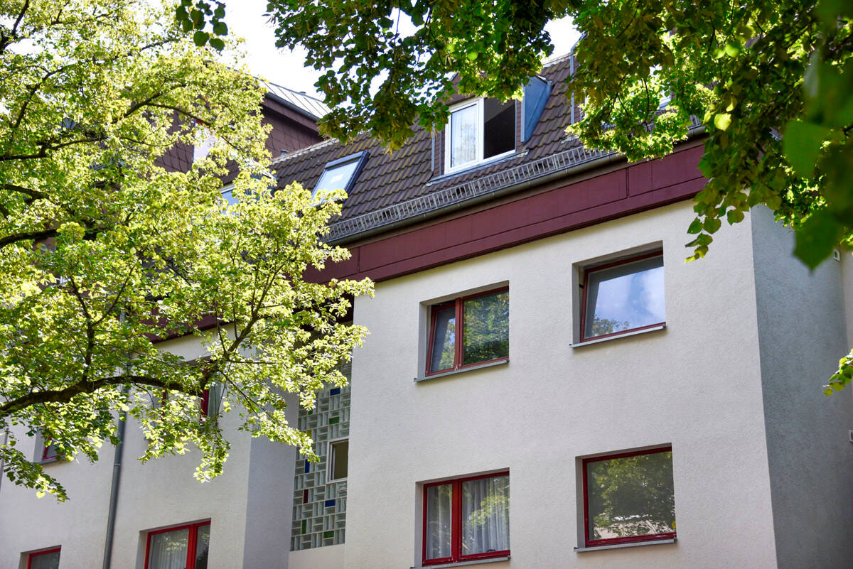 Investment in Lage und Qualität: 3-Zimmer-Balkonwohnung, solide vermietet, gepflegtes Wohnhaus – Berlin – Vorschaubild 4