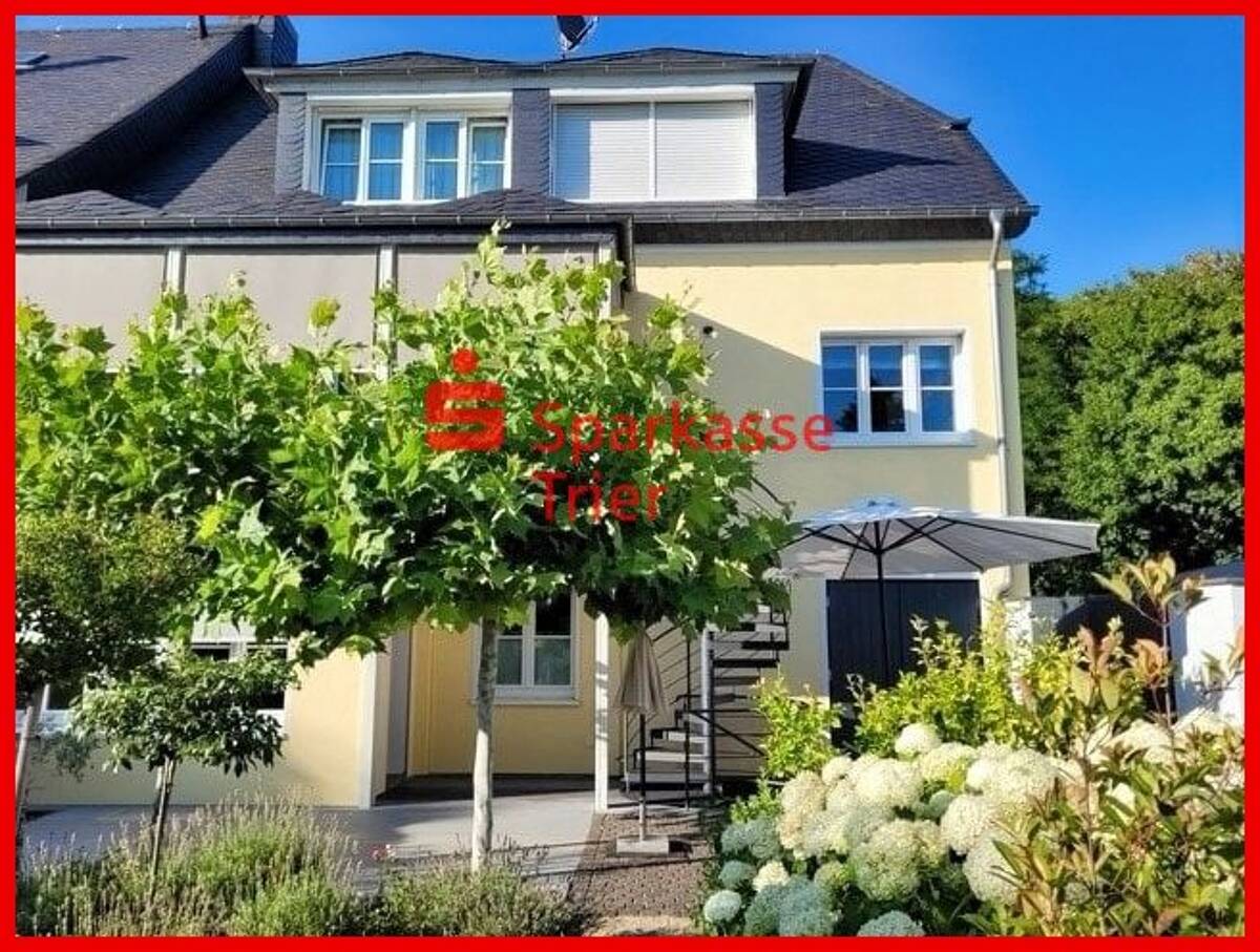 Stilvoll saniertes Stadthaus mit Gartenoase in Trier-Ost – 54295 Trier – Bild 1 von 9