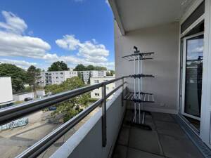 Geräumige 1-Zimmer-Eigentumswohnung mit Balkon und Aufzug in Aachen-Burtscheid nahe FH – 52066 Aachen – Vorschaubild 5