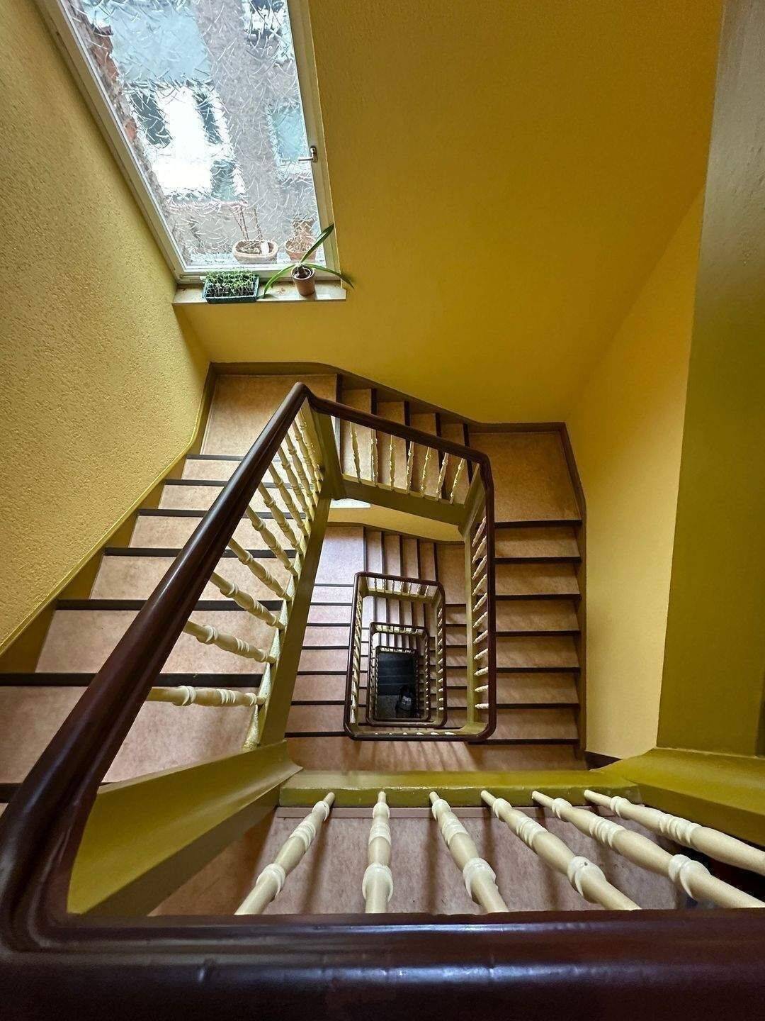 Kernsanierte Jugendstilwohnung | Frei ab 01.10 – Nürnberg – Vorschaubild 3