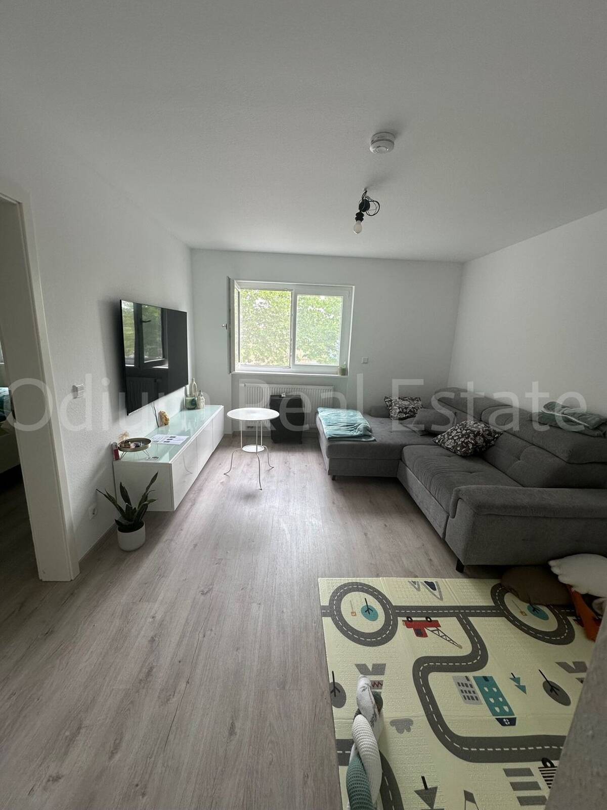 liebevoll renovierte Wohnung mit toller Wohnküche – 68305 Mannheim – Bild 1 von 8